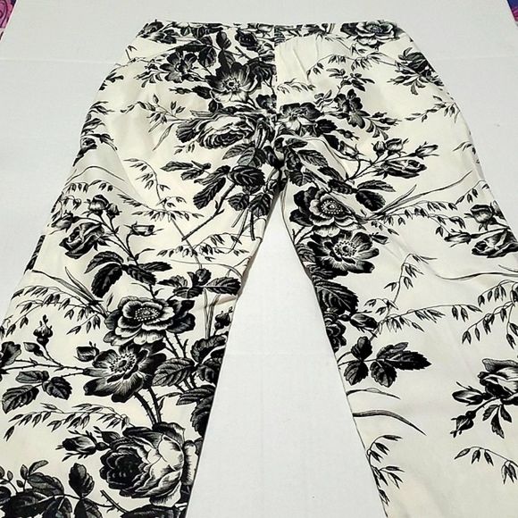 Express Stretch Cream Floral Straight Leg Casual Summer Ankle Pants - Picture 7 of 11